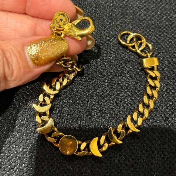 Sugar Blossom Luna Curb Chain Bracelet - Picture 3 of 4